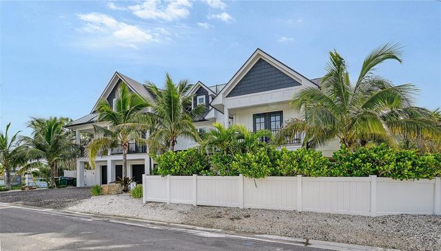 2175 AVENUE A, Bradenton Beach, FL 34217