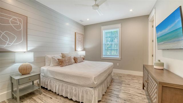 2175 AVENUE A, Bradenton Beach, FL 34217