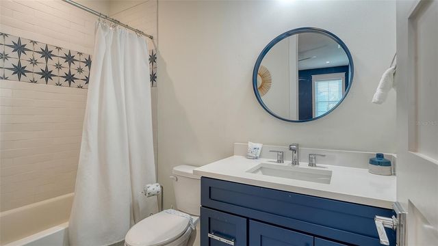 2175 AVENUE A, Bradenton Beach, FL 34217