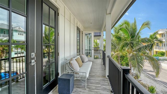 2175 AVENUE A, Bradenton Beach, FL 34217