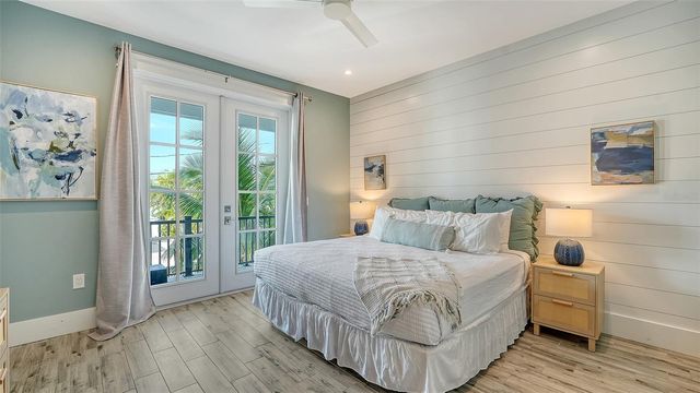 2175 AVENUE A, Bradenton Beach, FL 34217