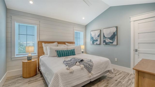 2175 AVENUE A, Bradenton Beach, FL 34217