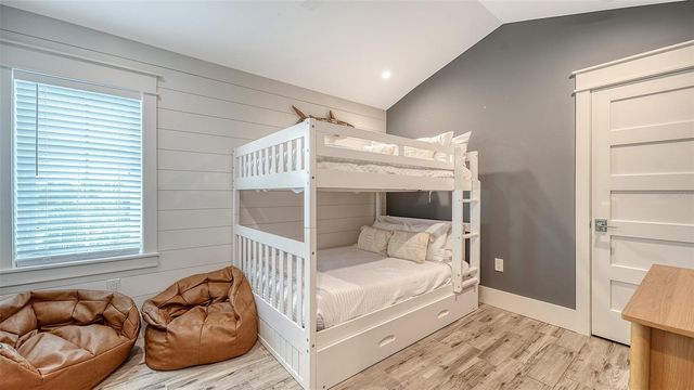 2175 AVENUE A, Bradenton Beach, FL 34217