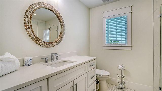 2175 AVENUE A, Bradenton Beach, FL 34217