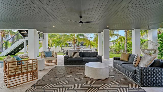 2175 AVENUE A, Bradenton Beach, FL 34217