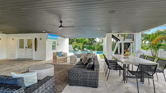 2175 AVENUE A, Bradenton Beach, FL 34217