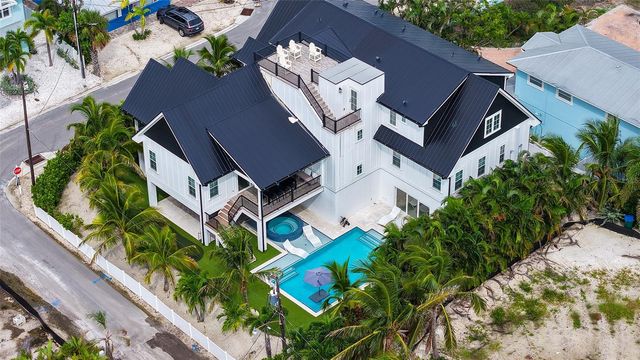 2175 AVENUE A, Bradenton Beach, FL 34217