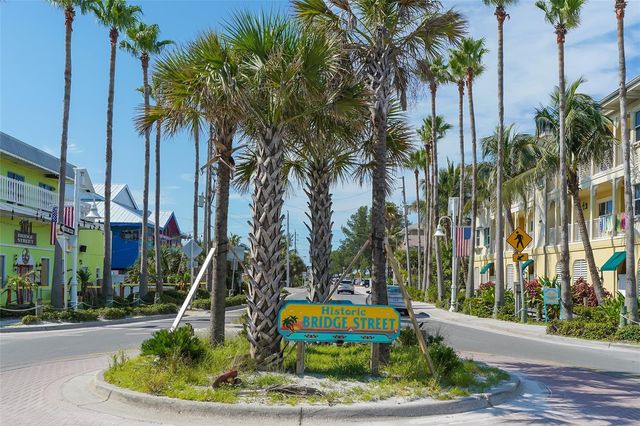 2175 AVENUE A, Bradenton Beach, FL 34217