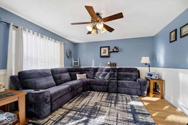 745 Woodcote Lane, Brownsburg, IN 46112