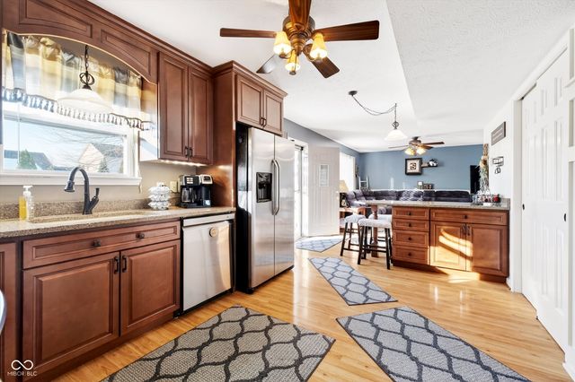 745 Woodcote Lane, Brownsburg, IN 46112