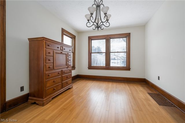 545 Pittsburg Avenue NW, North Canton, OH 44720