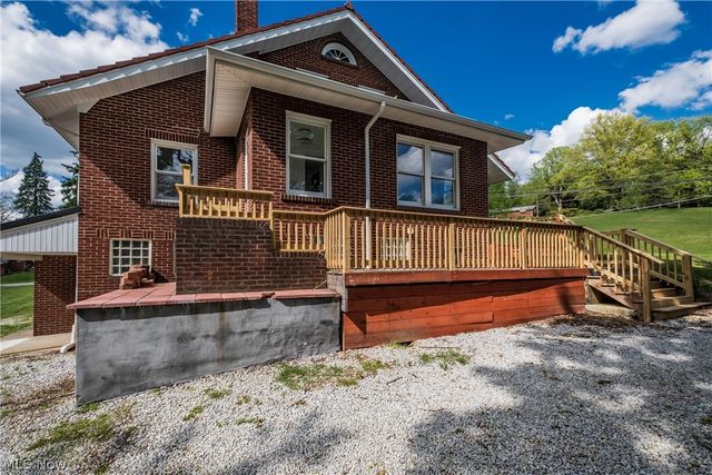 545 Pittsburg Avenue NW, North Canton, OH 44720