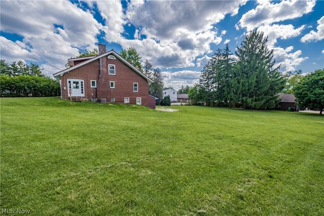 545 Pittsburg Avenue NW, North Canton, OH 44720