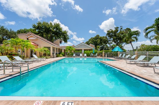 23085 Aqua View 3, Boca Raton, FL 33433