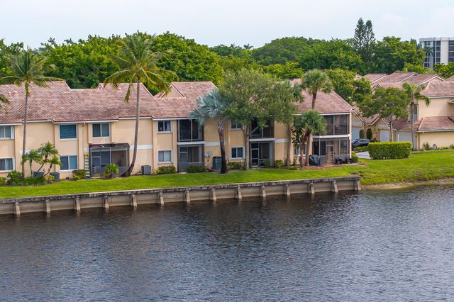 23085 Aqua View 3, Boca Raton, FL 33433