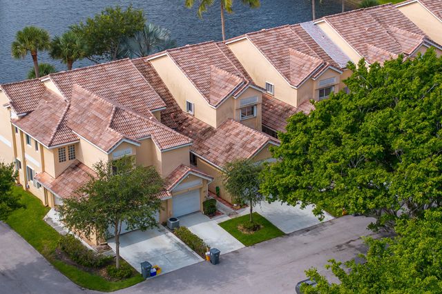 23085 Aqua View 3, Boca Raton, FL 33433