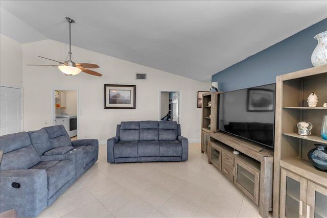5345 NW 58th Terrace, Coral Springs, FL 33067