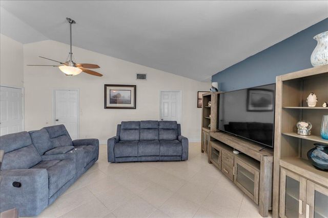 5345 NW 58th Terrace, Coral Springs, FL 33067