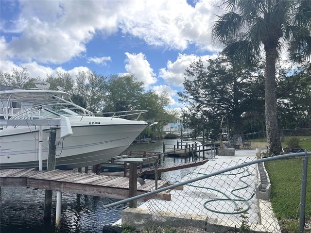 7601 HATTERAS DRIVE, Hudson, FL 34667