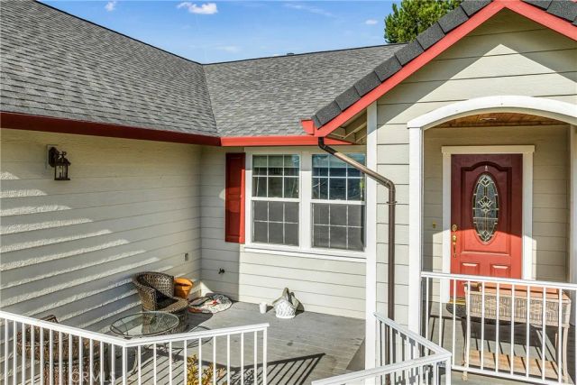 18920 Stonegate Road, Hidden Valley Lake, CA 95467