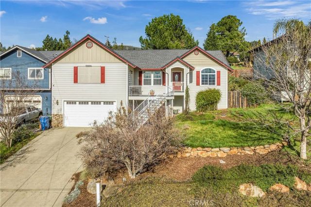 18920 Stonegate Road, Hidden Valley Lake, CA 95467