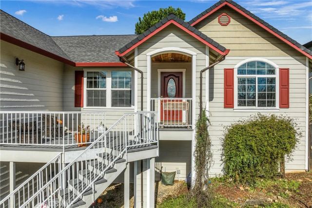 18920 Stonegate Road, Hidden Valley Lake, CA 95467