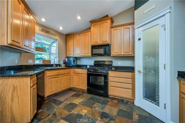 18920 Stonegate Road, Hidden Valley Lake, CA 95467