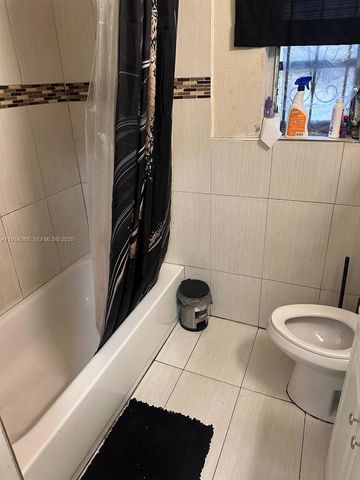 770 NW 47th Ter, Miami, FL 33127