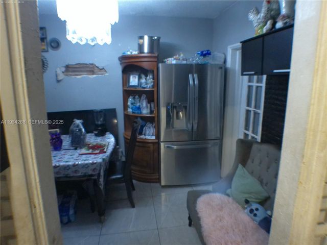 770 NW 47th Ter, Miami, FL 33127