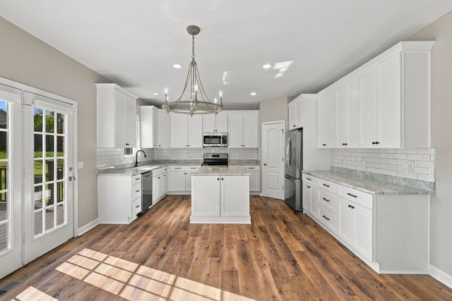 821 Park Dr, Goodlettsville, TN 37072