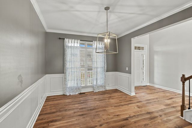 821 Park Dr, Goodlettsville, TN 37072