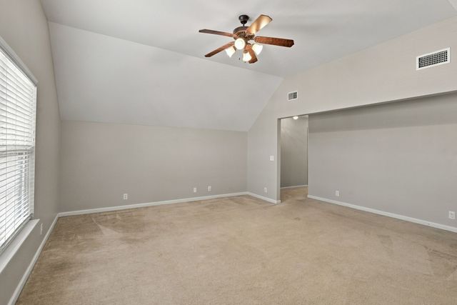 821 Park Dr, Goodlettsville, TN 37072