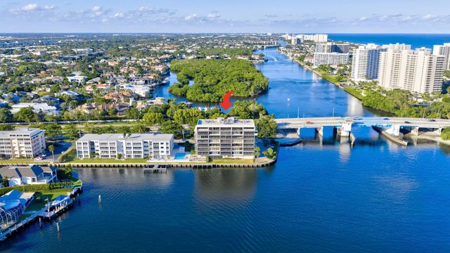 900 NE Spanish River Boulevard 2w, Boca Raton, FL 33431