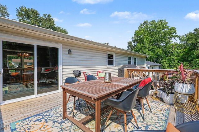 1416 Lions Way, Raleigh, NC 27604
