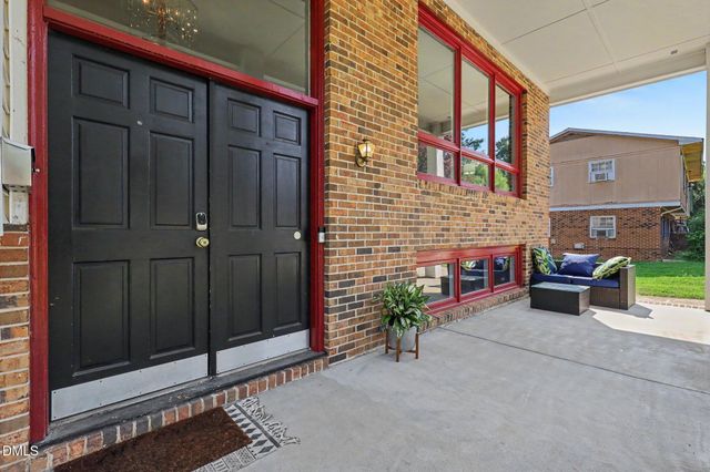 1416 Lions Way, Raleigh, NC 27604