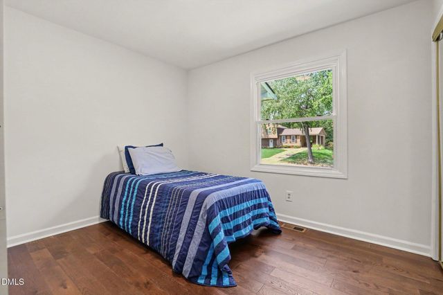 1416 Lions Way, Raleigh, NC 27604
