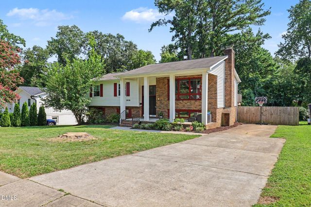 1416 Lions Way, Raleigh, NC 27604