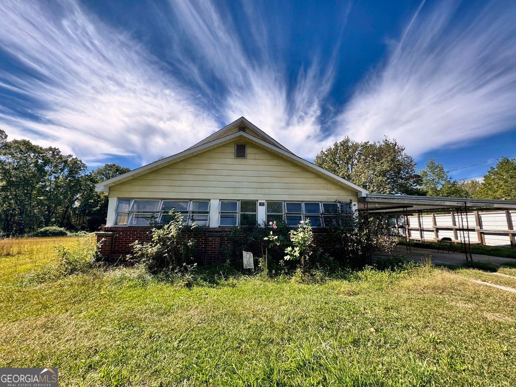 192 Persimmon Street, Toccoa, GA 30577 — exterior