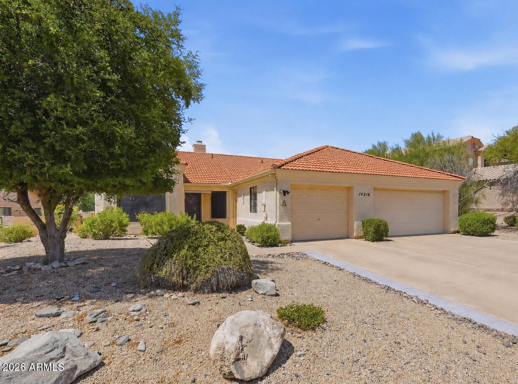 14216 N IBSEN Drive A, Fountain Hills, AZ 85268 — photo 2