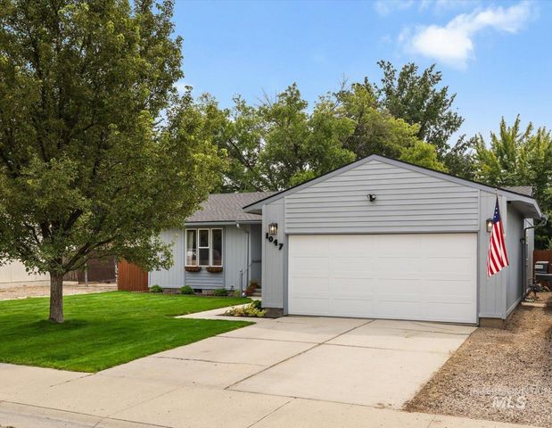 1047 W Chateau Ave, Meridian, ID 83646