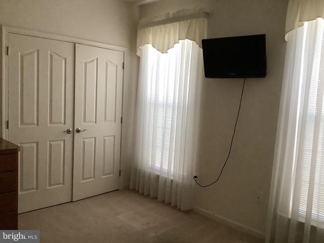 137 HAWTHORNE GREENE CIR, La Plata, MD 20646