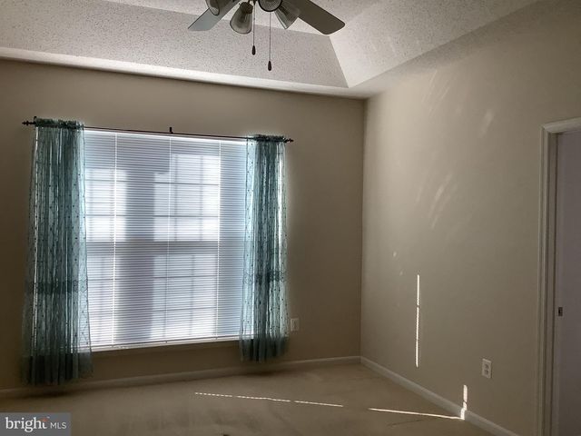 137 HAWTHORNE GREENE CIR, La Plata, MD 20646