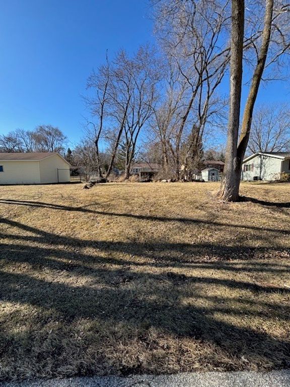 Lot 11 Blk 4 Acorn Lane, Mchenry, IL 60051