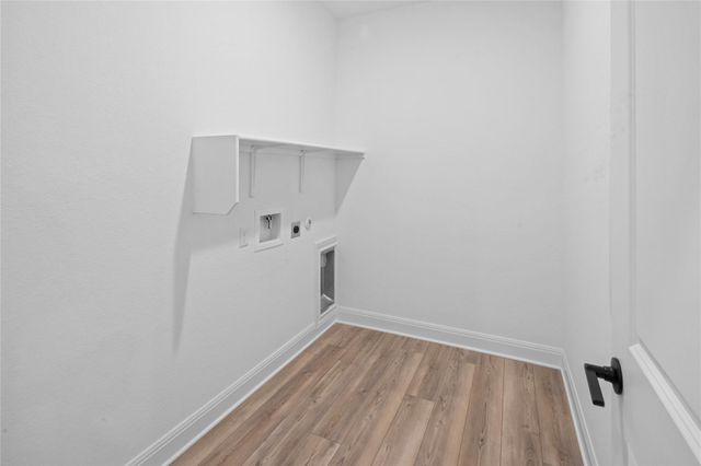 181 Slenderleaf DR, Marble Falls, TX 78654