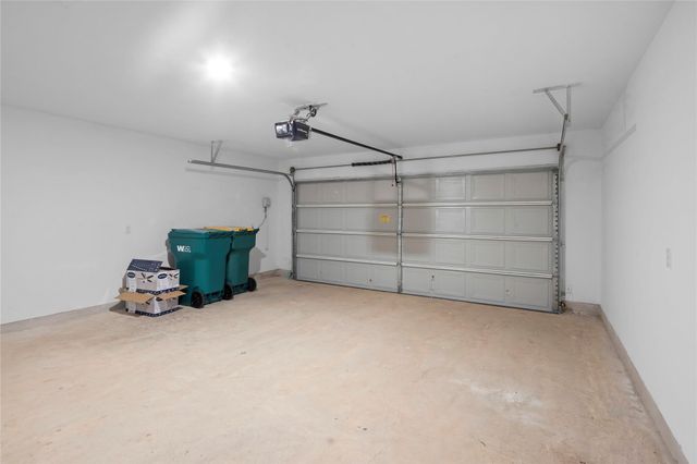 181 Slenderleaf DR, Marble Falls, TX 78654