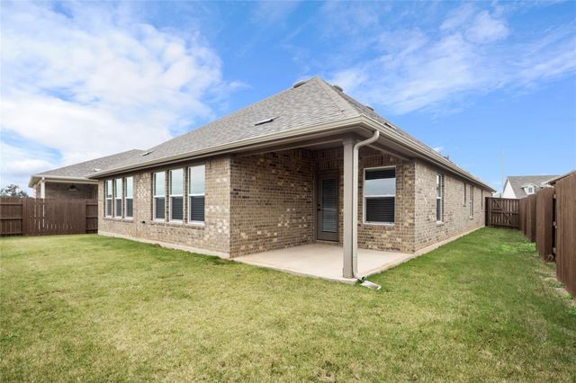 181 Slenderleaf DR, Marble Falls, TX 78654