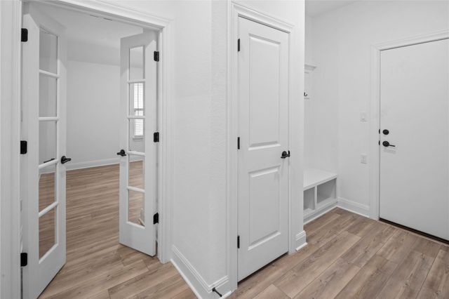 181 Slenderleaf DR, Marble Falls, TX 78654