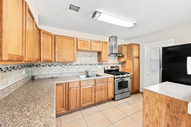 1100 7TH Street, Lake Park, FL 33403
