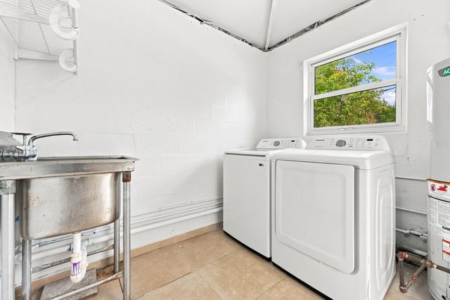 1100 7TH Street, Lake Park, FL 33403