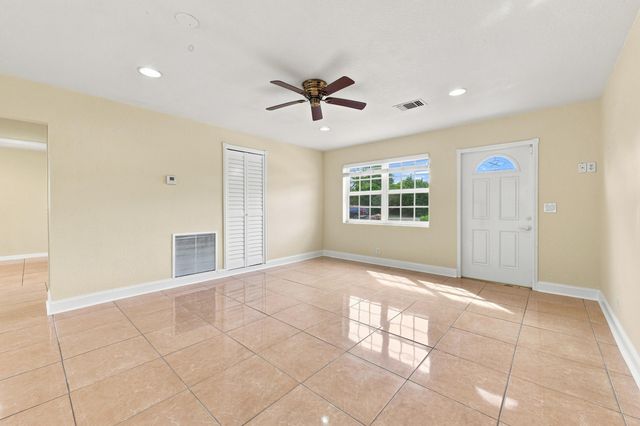 1100 7TH Street, Lake Park, FL 33403